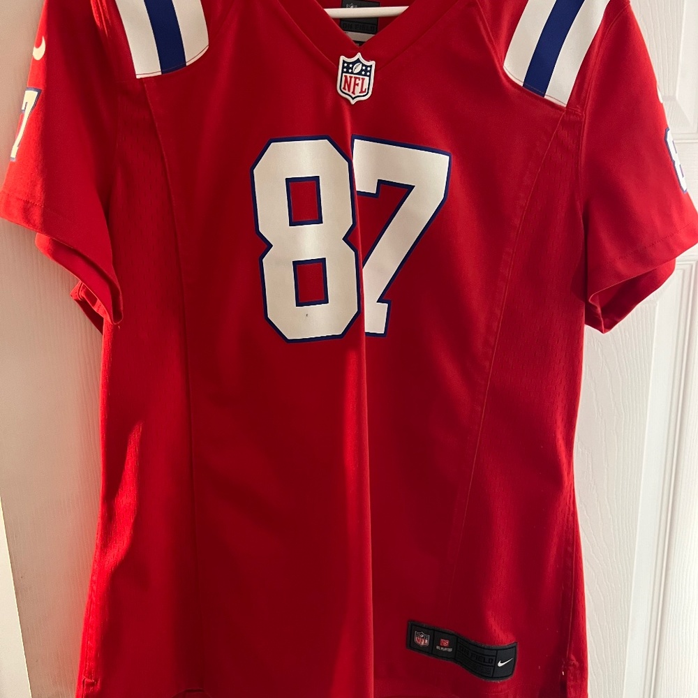 Women’s fit Gronkowski Patriots jersey
